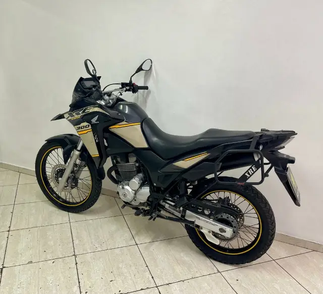Moto Honda XRE 300 2023 ABS