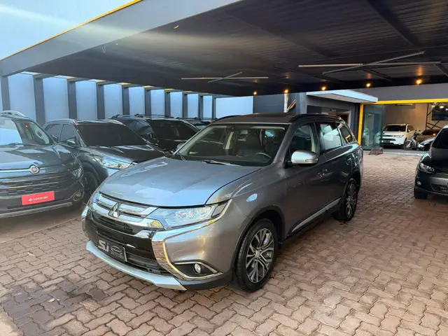 Carro Mitsubishi Outlander 2016 2.0 16V CVT