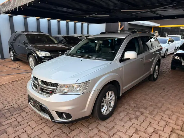 Carro Dodge Journey 2014 SXT 3.6 V6