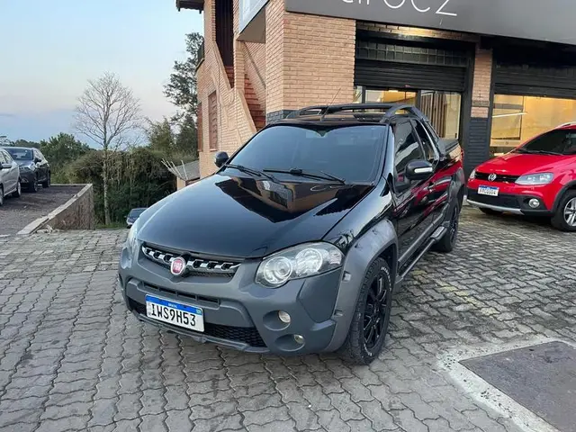 Carro Fiat Strada 2016 Adv. Ext. 1.8 LOCKER Dual.Flex CE