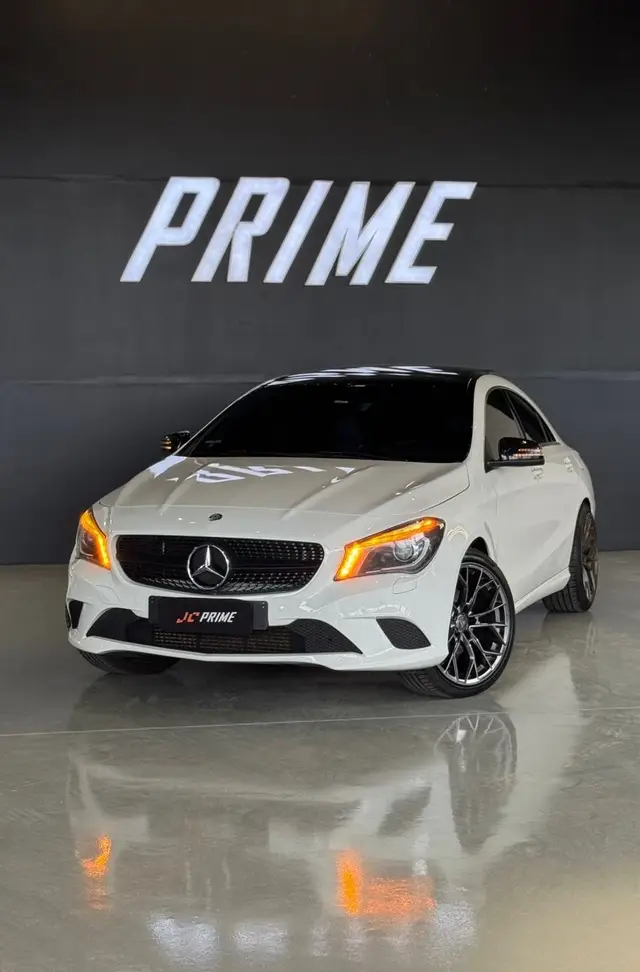 Carro Mercedes-Benz CLA 200 2014 Urban 1.6 TB 16V/Flex Aut.