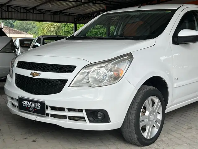Carro Chevrolet Agile 2011 LTZ 1.4 8V (Flex)