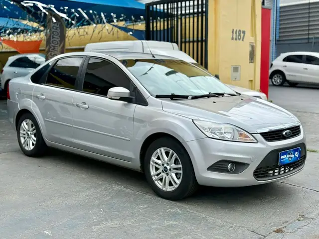 Carro Ford Focus Sedan 2013 GLX 1.6 16V (Flex)