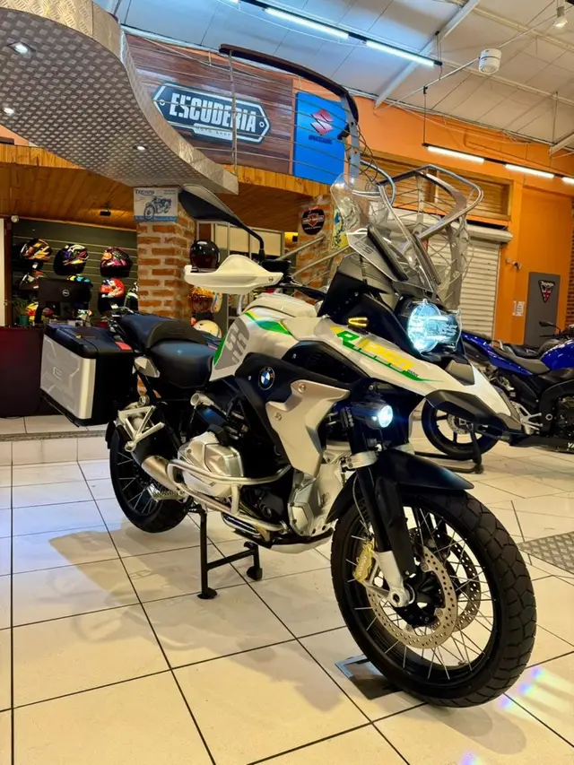Moto BMW R 1250 GS 2022 Premium Rallye