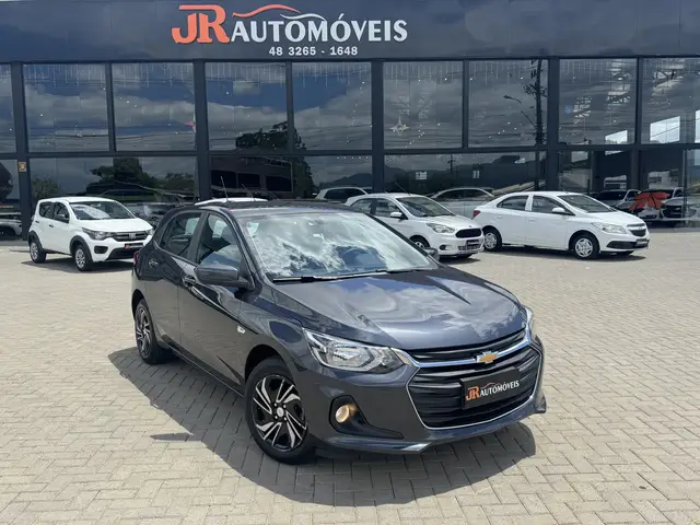 Carro Chevrolet Onix 2025 LT 1.0