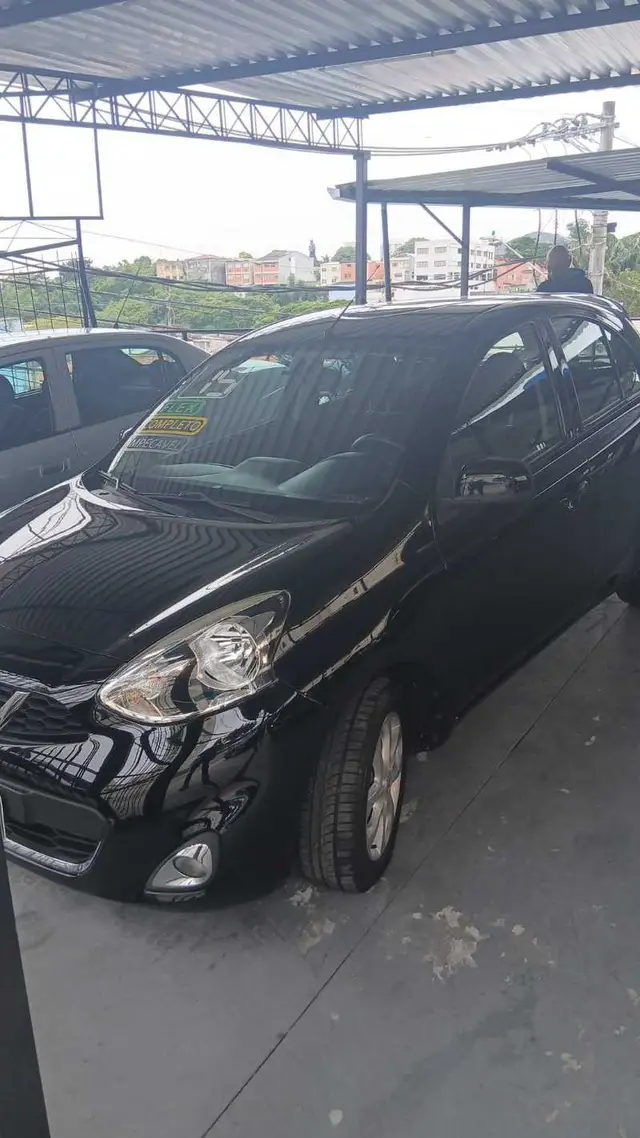 Carro Nissan March 2015 1.6 16V SV (Flex)