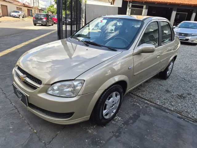 Carro Chevrolet Classic 2012 LS VHC E 1.0 (Flex)