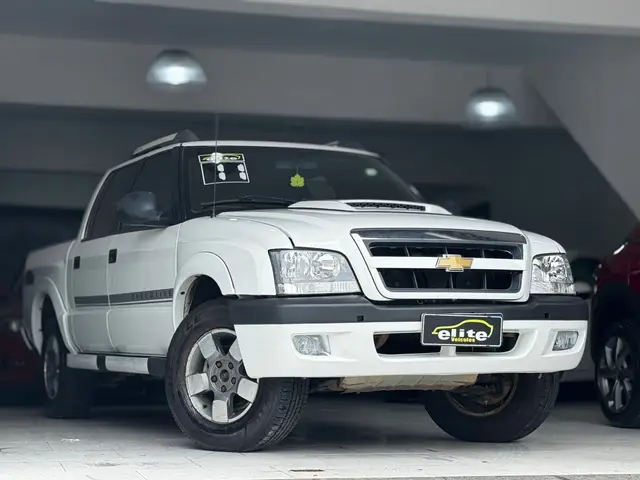 Carro Chevrolet S10 Cabine Dupla 2011 S10 Executive 4x4 2.8 Turbo Electronic (Cab Dupla)