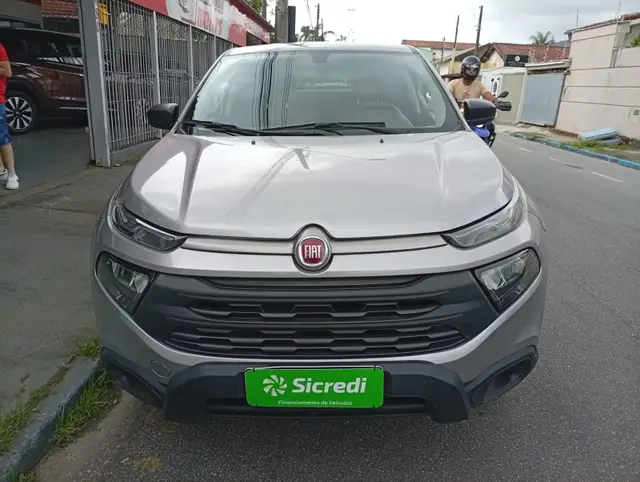 Carro Fiat Toro 2021 Endurance 1.8 MT5 FLEX 4P