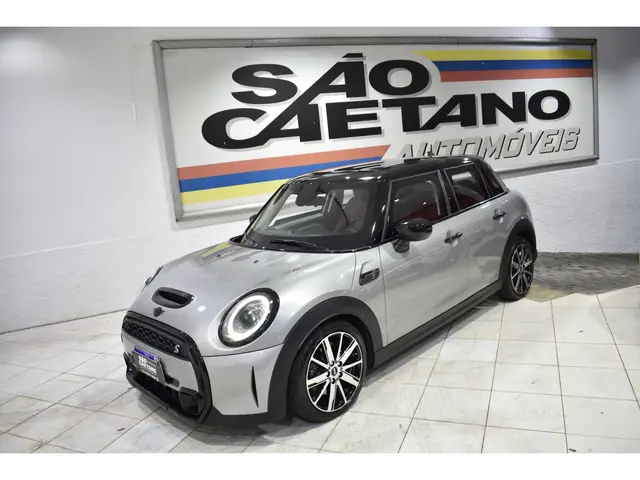 Carro MINI Cooper 2024 S 2.0 Turbo 16V 5p Aut.