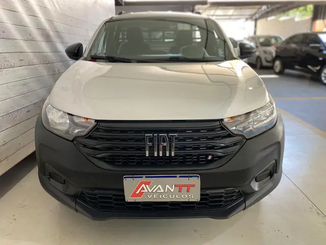 Carro Fiat Strada 2023 Endurance 1.4 Cabine Plus (Flex)
