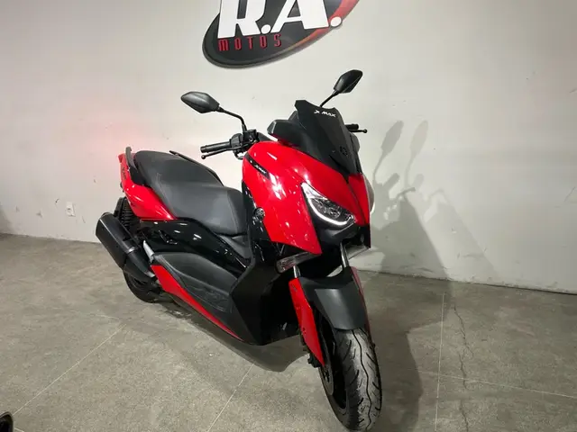 Moto Yamaha XMax 2023 ABS
