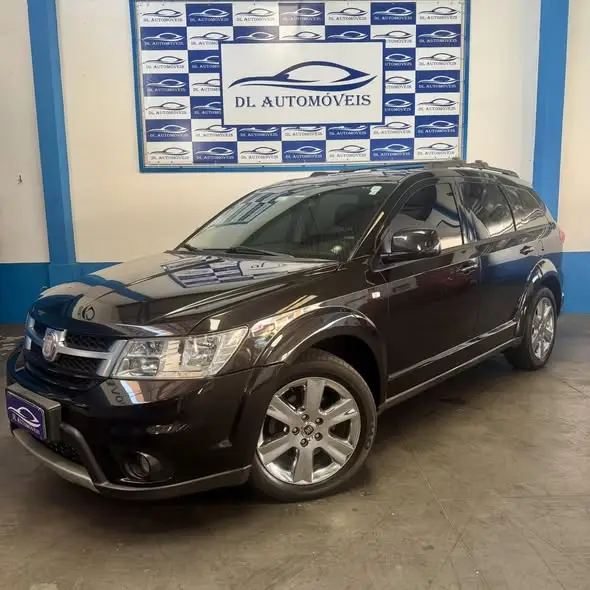 Carro Fiat Freemont 2014 2.4 16V Precision (Aut)