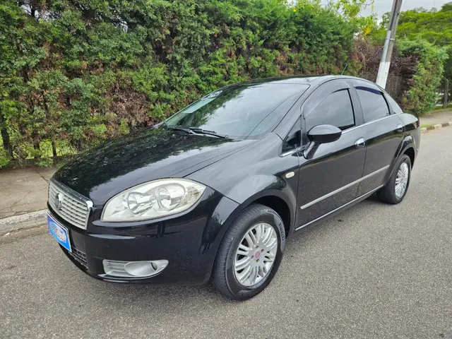 Carro Fiat Linea 2012 Essence 1.8 16V (Flex)