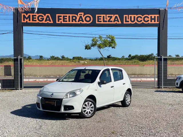 Carro Renault Sandero 2013 Authentique 1.0 16V (flex)