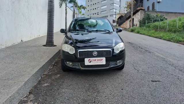 Carro Fiat Palio 2011 Attractive 1.4 8V (Flex)