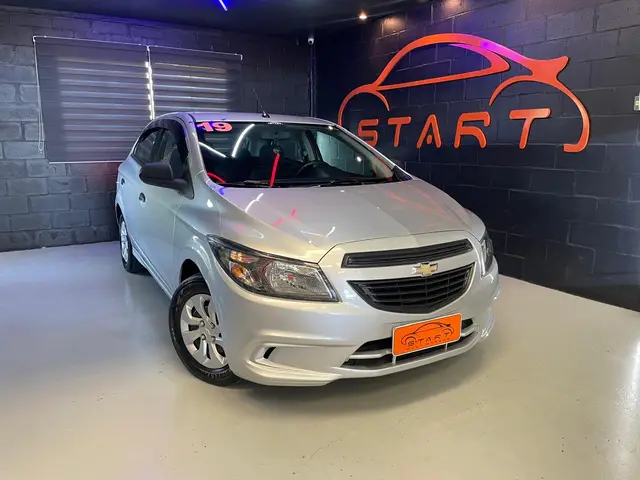 Carro Chevrolet Onix 2019 1.0 Joy SPE/4