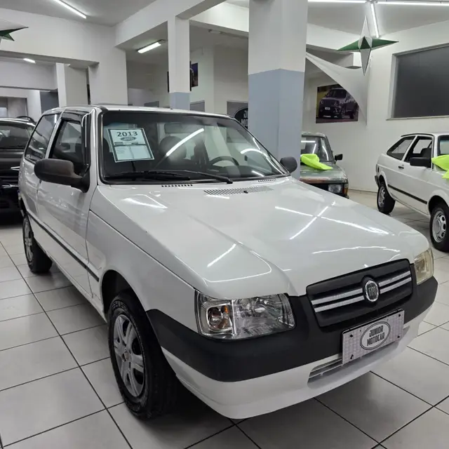Carro Fiat Uno Mille 2013 Fire Economy 1.0 (Flex) 2p