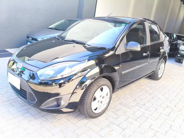 Carro Ford Fiesta Sedan 2013 1.0 (Flex)