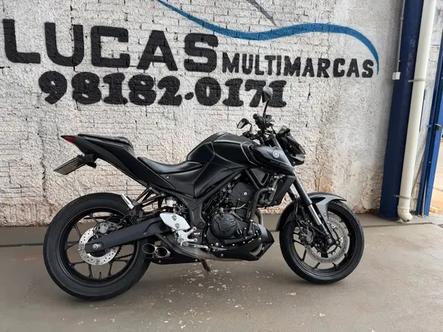 Moto Yamaha MT-03 2023 ABS