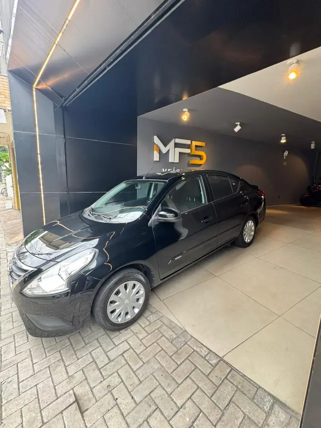 Carro Nissan Versa 2020 1.0 12V (Flex)