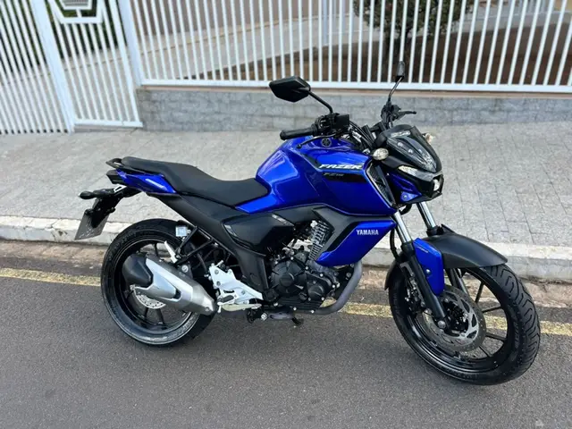 Moto Yamaha Fazer FZ15 2023 ABS