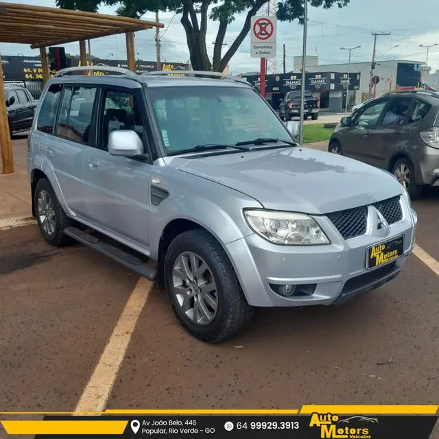 Carro Mitsubishi Pajero TR4 2013 2.0 16V 4x2 (Flex) (Aut)