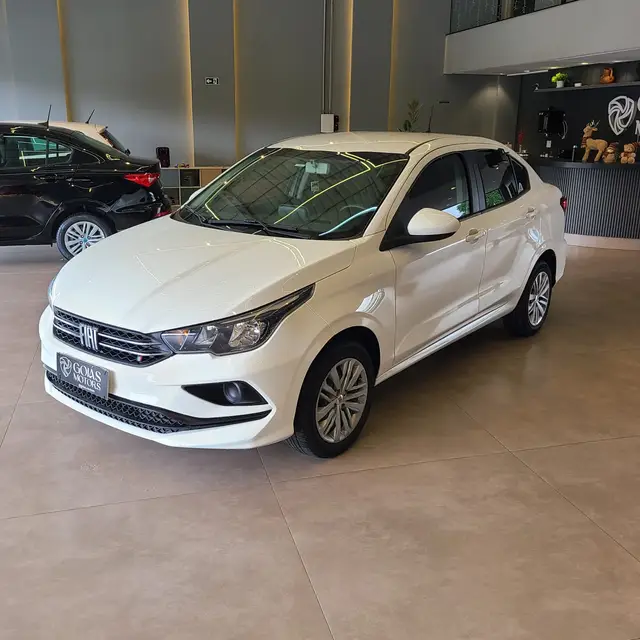 Carro Fiat Cronos 2023 Drive 1.3 (Flex) MT