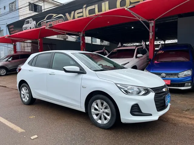 Carro Chevrolet Onix 2023 LT 1.0