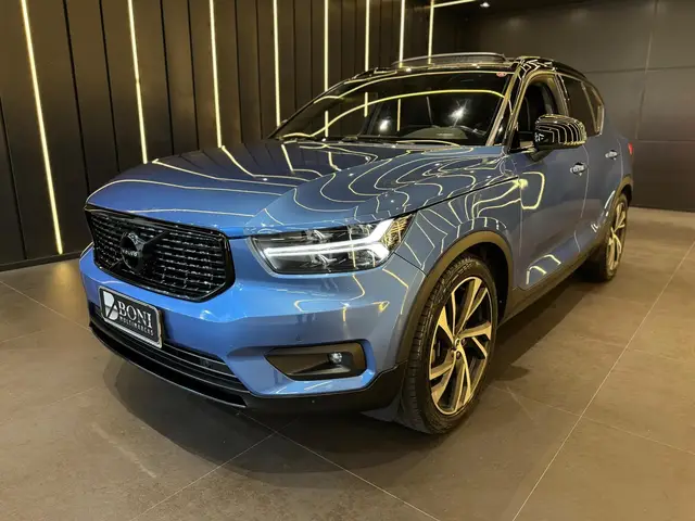 Carro Volvo XC40 2020 2.0 T5 R-Design AWD