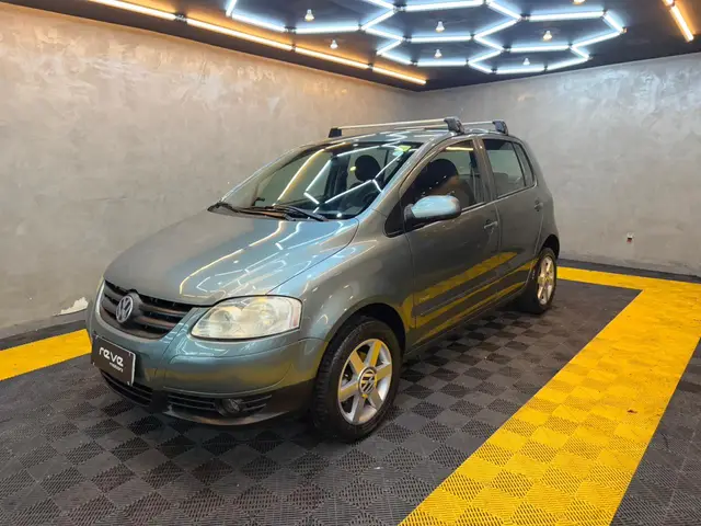 Carro Volkswagen Fox 2010 1.0 8V (Flex) 2p