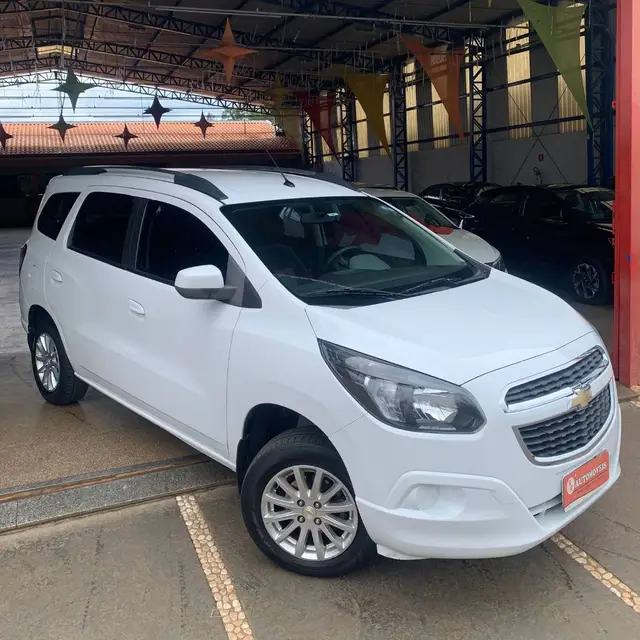 Carro Chevrolet Spin 2016 LT 5S 1.8 (Aut) (Flex)