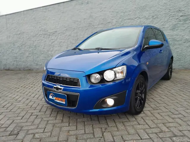 Carro Chevrolet Sonic 2012 Hatch LTZ (Aut)