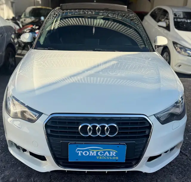 Carro Audi A1 2012 1.4 TFSI Attraction S Tronic