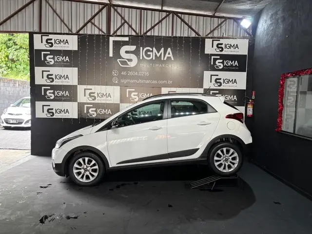 Carro Hyundai HB20X 2016 Style 1.6 (Flex)