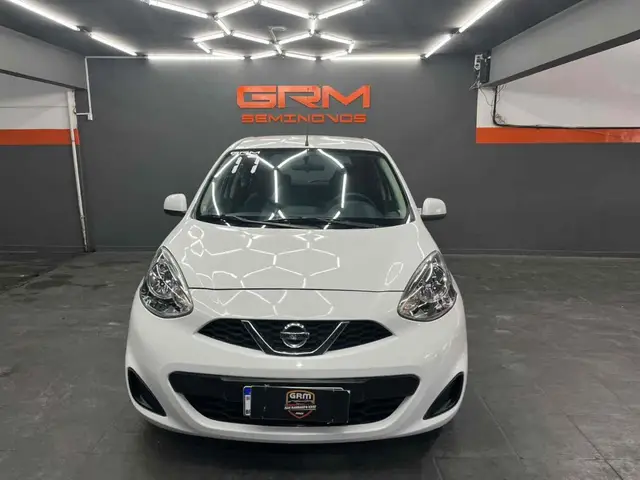 Carro Nissan March 2015 1.6 16V SL (Flex)