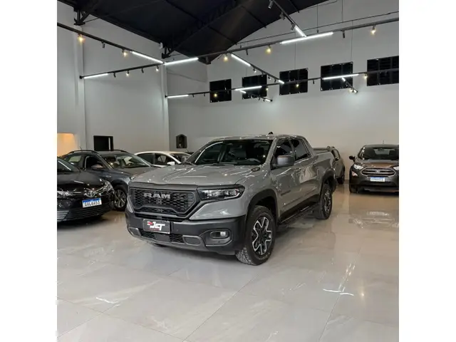 Carro Ram Rampage 2024 Rebel 2.0 Turbo