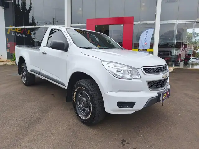 Carro Chevrolet S10 Cabine Simples 2013 S10 2.8 CTDi Cabine Simples LS 4WD