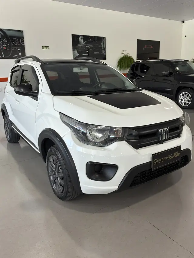 Carro Fiat Mobi 2021 Trekking 1.0 (Flex)