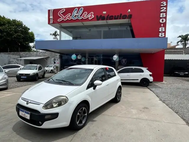 Carro Fiat Punto 2013 Attractive 1.4 (Flex)