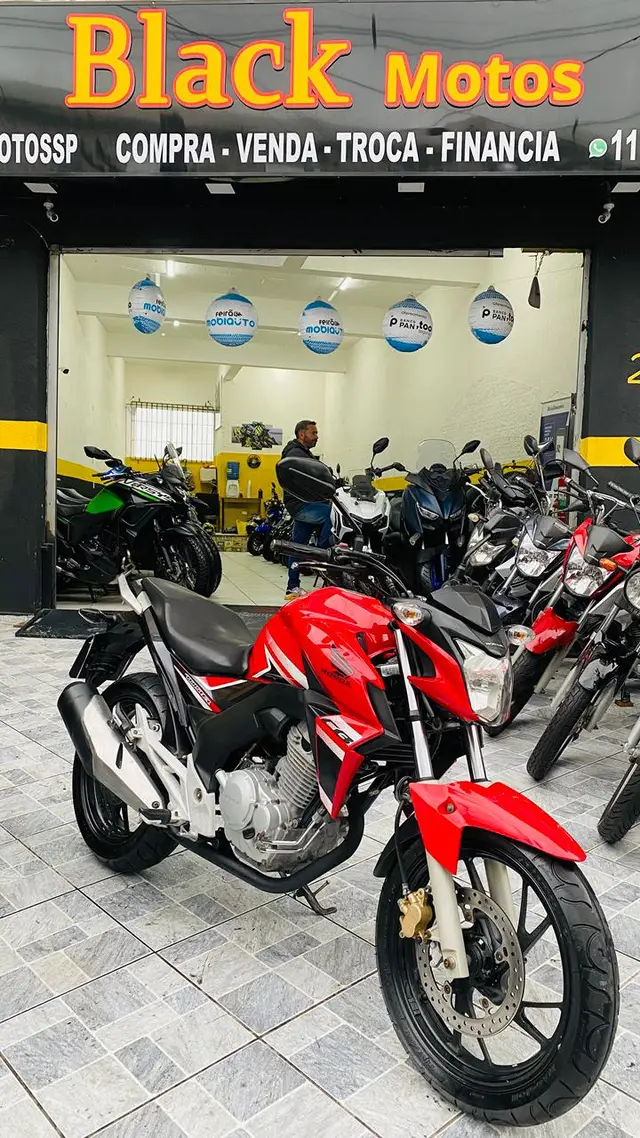 Moto Honda CB 250F Twister 2018 Standard