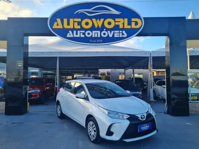 Carro Toyota Yaris Sedan 2023 XL 1.5 (Flex) (Aut)