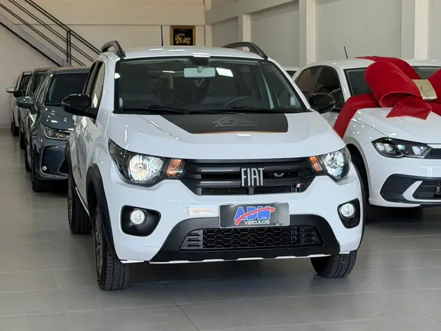 Carro Fiat Mobi 2025 Trekking 1.0