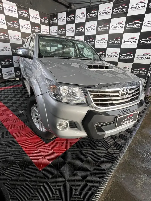 Carro Toyota Hilux Cabine Dupla 2012 Hilux 3.0 TDI 4x4 CD SRV (Aut)