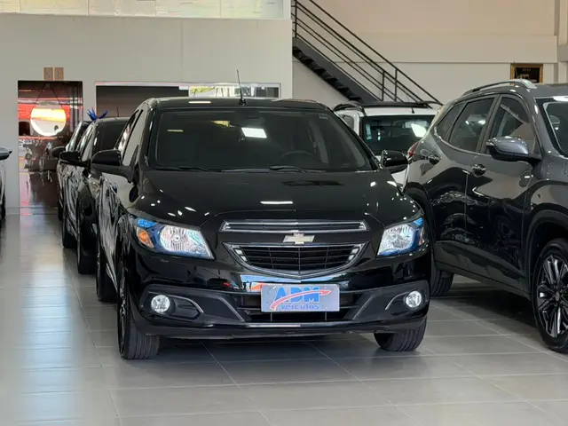 Carro Chevrolet Onix 2014 HATCH LTZ 1.4 8V FlexPower 5p Mec.