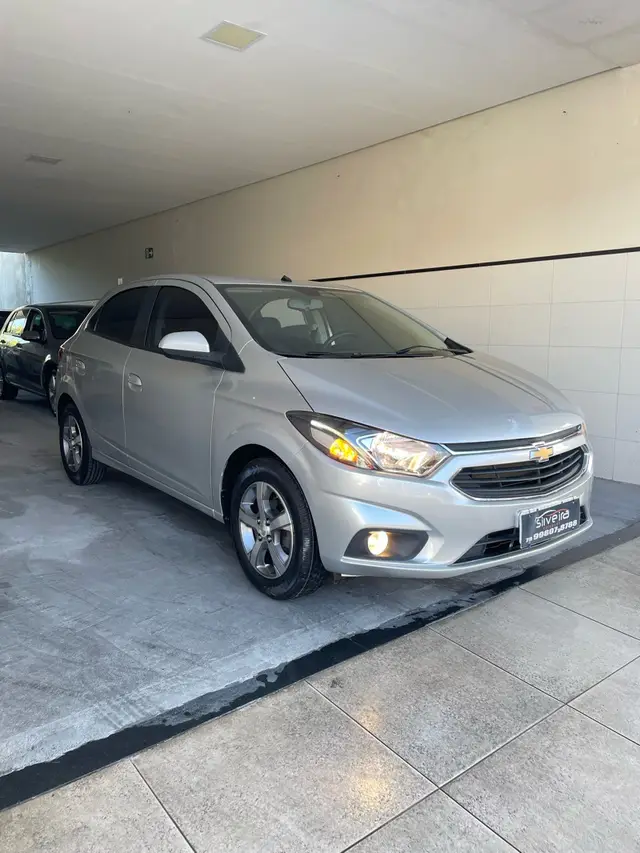Carro Chevrolet Onix 2018 1.4 LTZ SPE/4 (Aut)