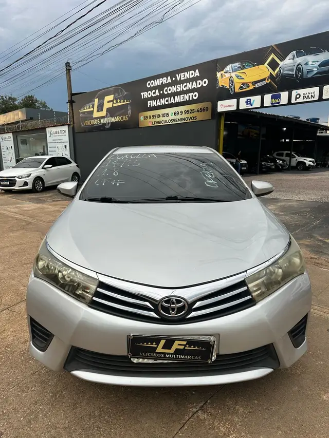 Carro Toyota Corolla 2015 Sedan 1.8 Dual VVT-i GLi Multi-Drive (Flex)