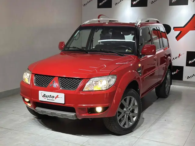 Carro Mitsubishi Pajero TR4 2013 2.0 16V 4x2 (Flex) (Aut)