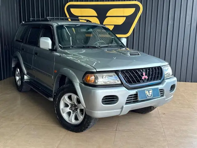 Carro Mitsubishi Pajero 2001 GLS 4x4 2.8 Turbo (Aut)