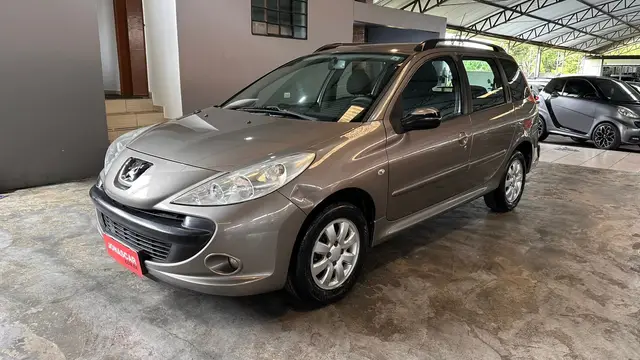Carro Peugeot 207 SW 2010 XR S 1.4 8V (flex)